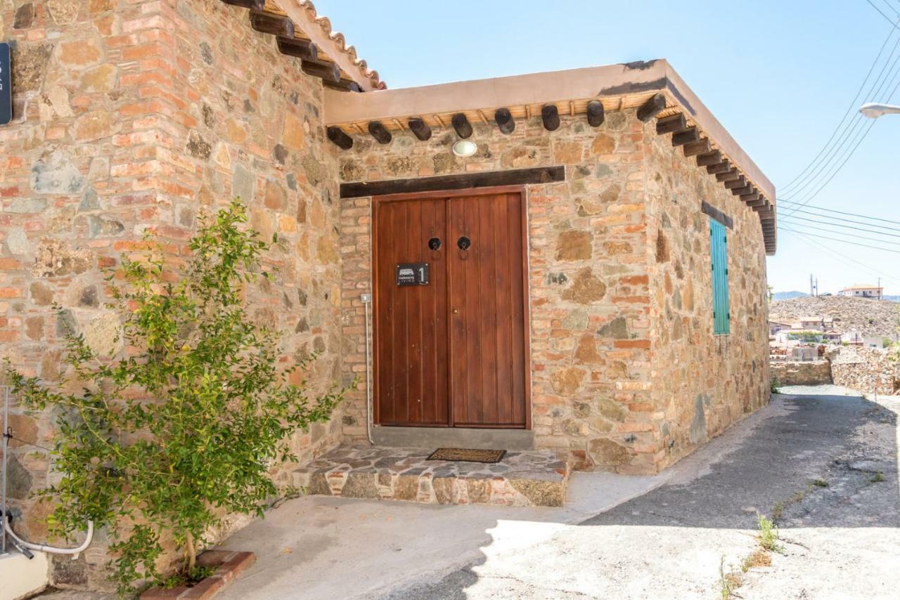 منزل الضيف Farmakas Living المظهر الخارجي الصورة